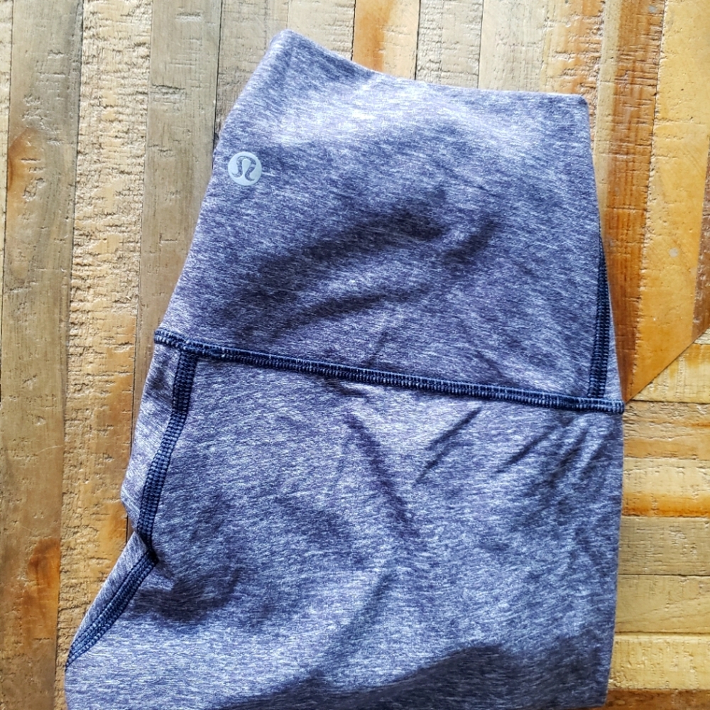 💖💖 NWOT Lululemon Leggings Size 6 Lightweight Heathered Lilac